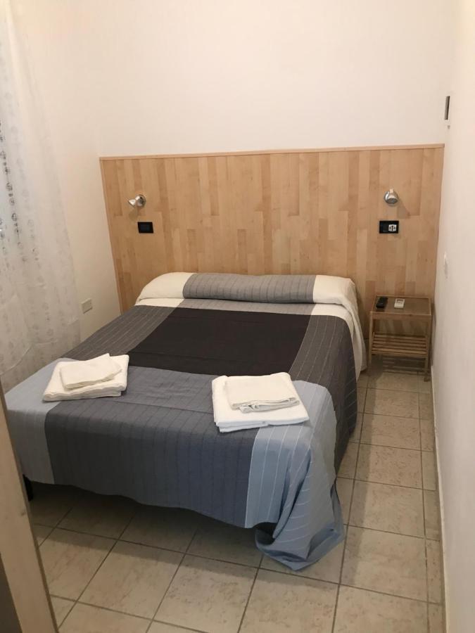 格拉齐亚别墅酒店 里米尼 外观 照片